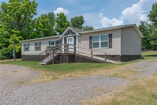 210 W 2nd Street, Mulberry, AR 72947