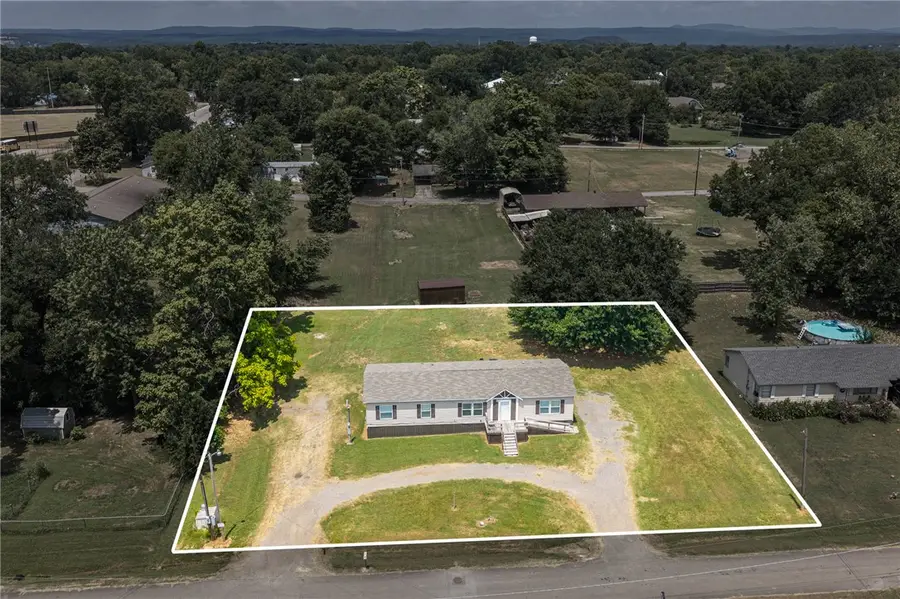 210 W 2nd Street, Mulberry, AR 72947 - #3