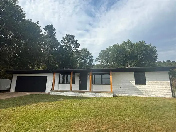 2106 Military Road, Dardanelle, AR 72834