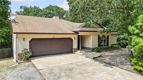 7 Cherhill Drive, Bella Vista, AR 72714