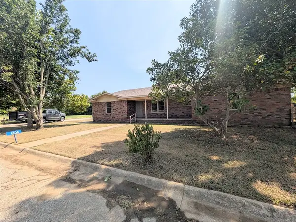 1206 Woodlawn Avenue, Booneville, AR 72927