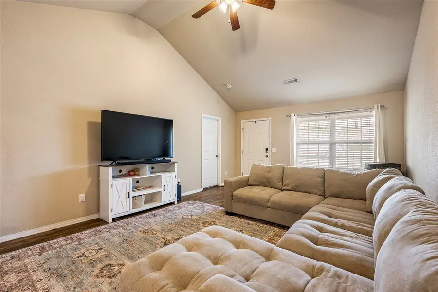 6043 Cord Avenue, Springdale, AR 72762 - #3