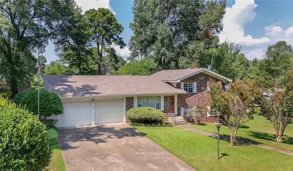 2504 W 2nd Lane, Russellville, AR 72801