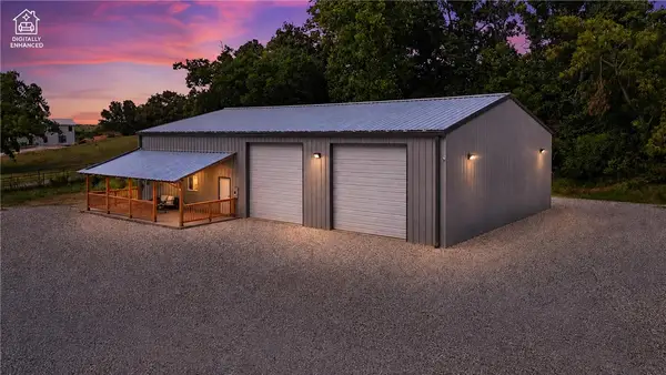 2184 W Liberty Avenue, Tontitown, AR 72762