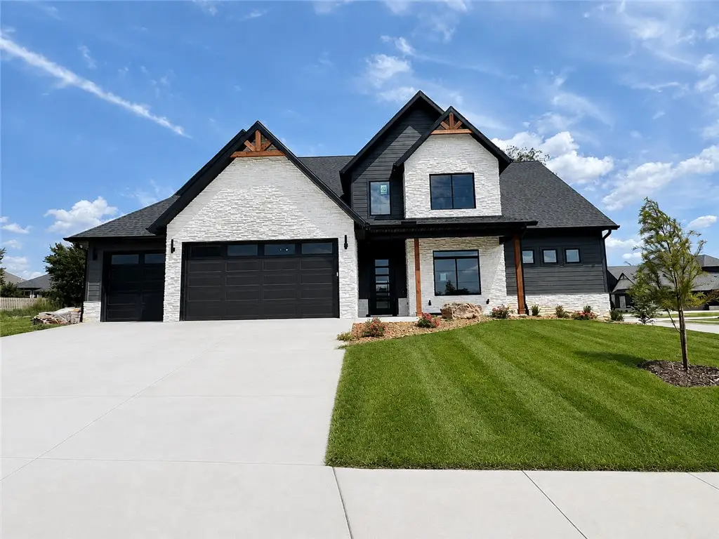 3600 Bearpaw Path, Bentonville, AR 72712 - #1