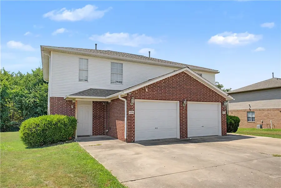 435 Chartres Avenue, Springdale, AR 72764 - #3