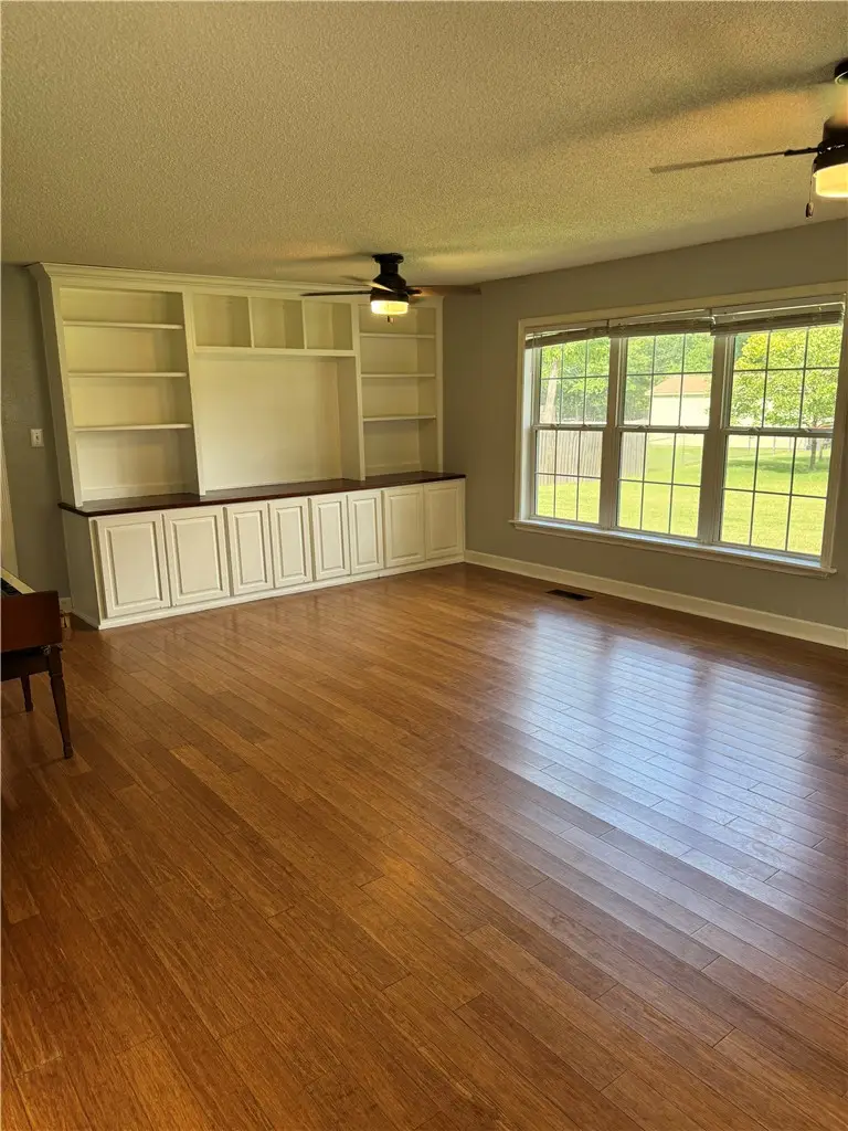 511 E 7th Street, Russellville, AR 72801 - #3