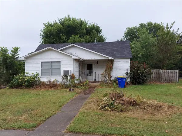 121 Washington Street, Lowell, AR 72745