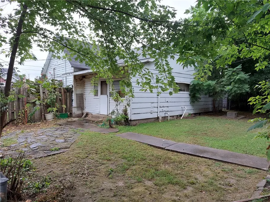121 Washington Street, Lowell, AR 72745 - #2