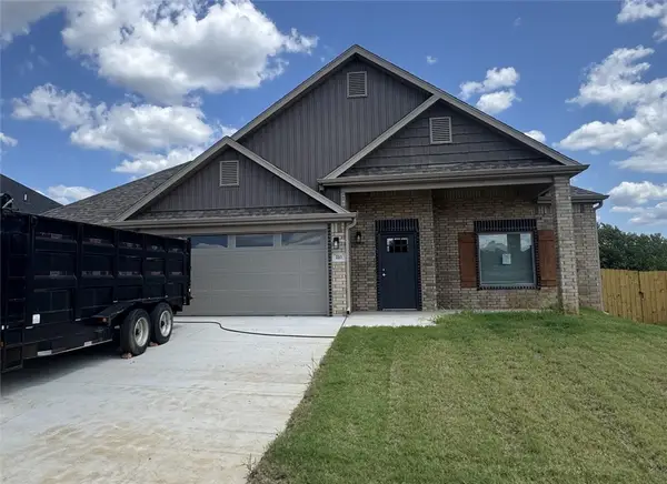 233 S Eagle Mountain, Prairie Grove, AR 72753