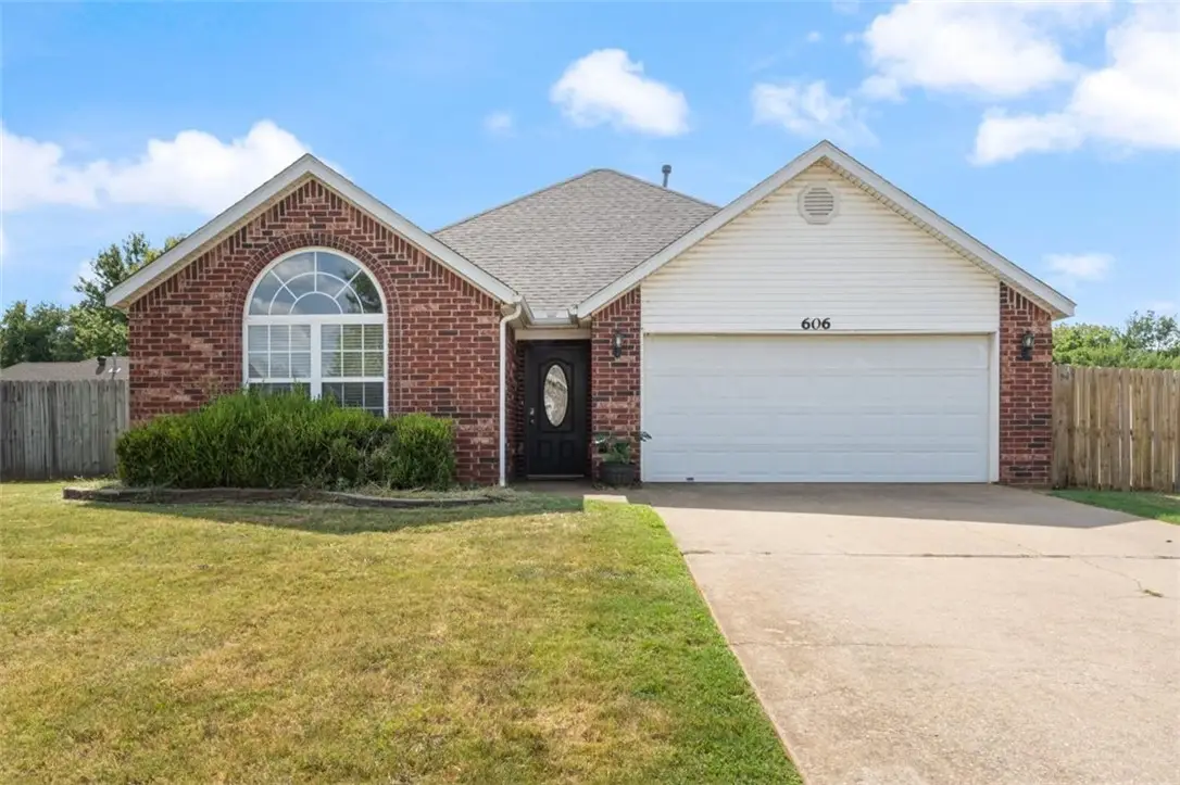 606 Emerald Street, Lowell, AR 72745 - #1