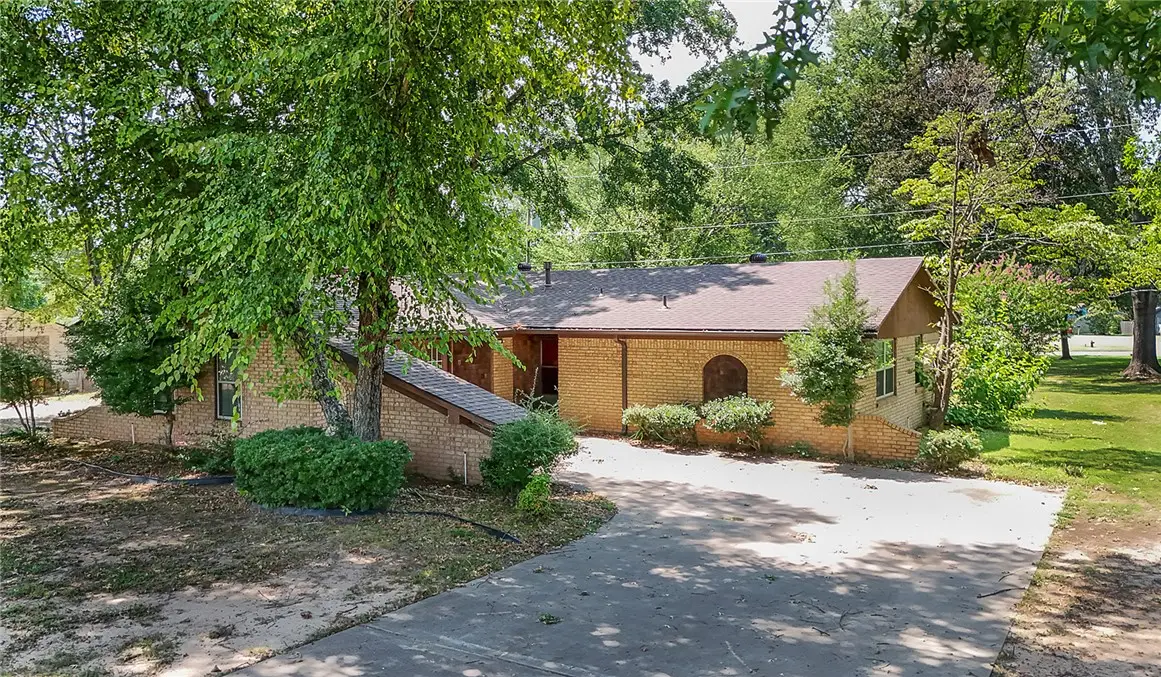 1117 N 7th, Dardanelle, AR 72834 - #1