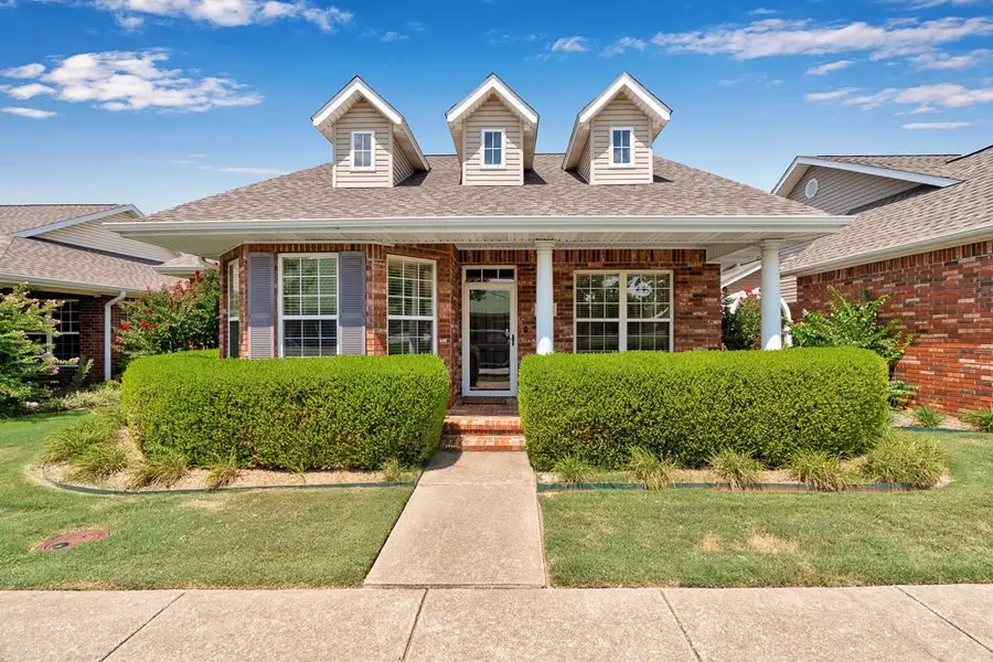6872 Young Farm Avenue, Springdale, AR 72762 - #2