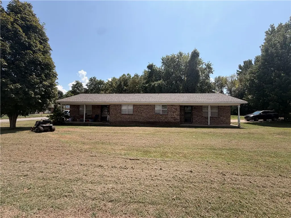 1000 & 1002 E Poplar Street, Clarksville, AR 72830 - #1