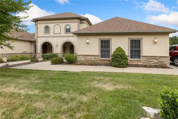 130 Lugano Lane, Hollister, MO 65672