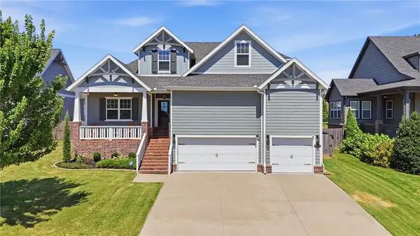 1006 Charing Cross, Cave Springs, AR 72718