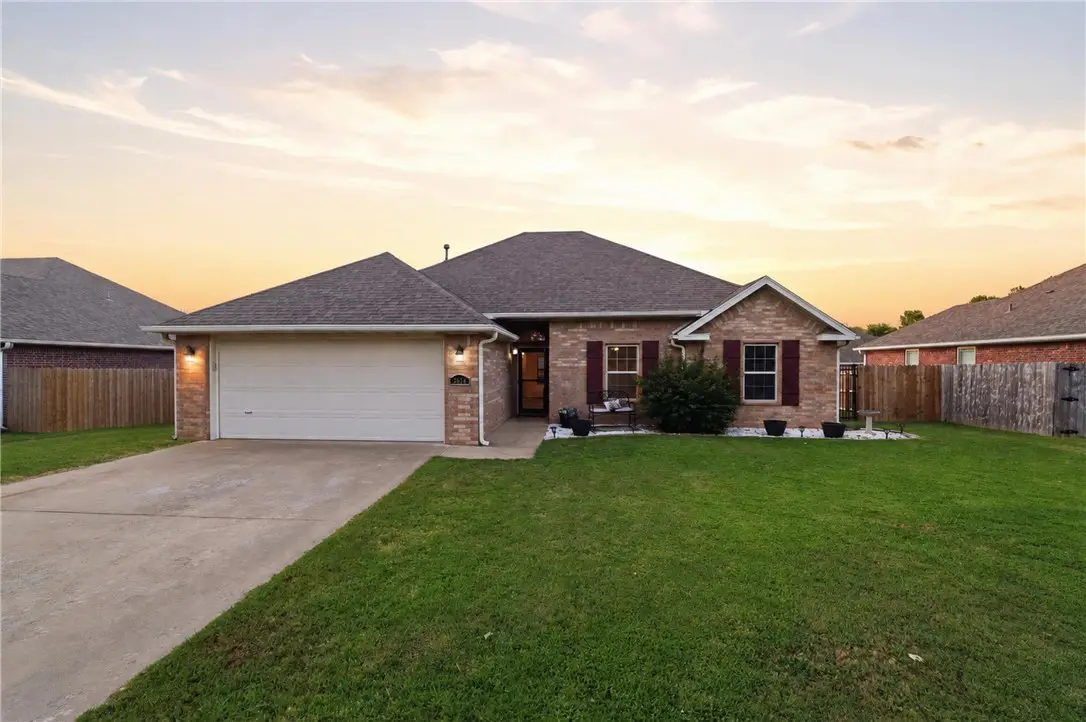 3644 W Clearwood Drive, Fayetteville, AR 72704 - #1