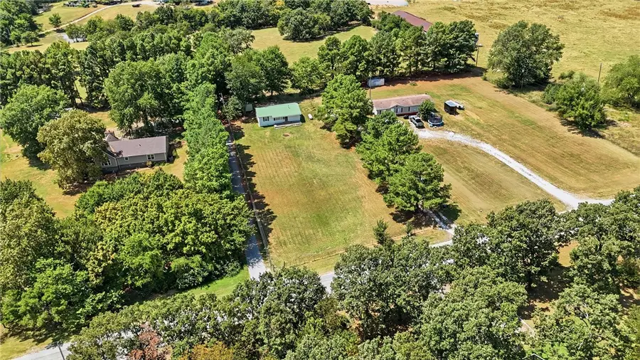 11261 Shumate Crossing Road, Farmington, AR 72730 - #2