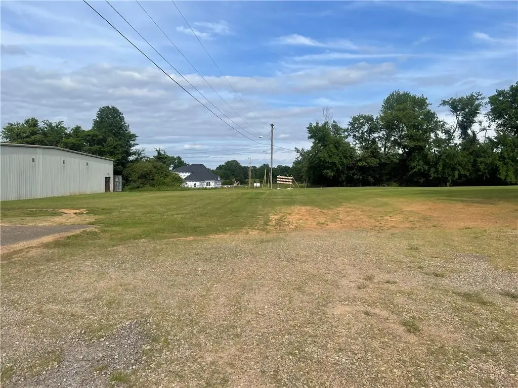 000 Sherwood Plaza & Edgewood, Clarksville, AR 72830 - #1
