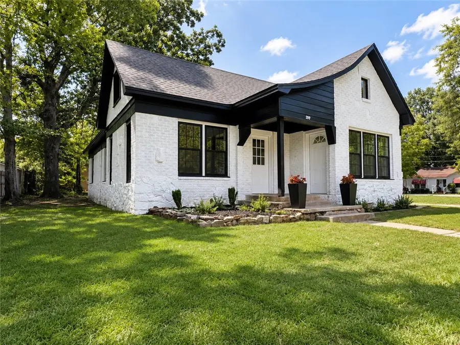 209 W K Street, Russellville, AR 72801 - #2