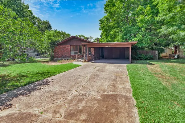 1165 Overcrest Street, Fayetteville, AR 72703