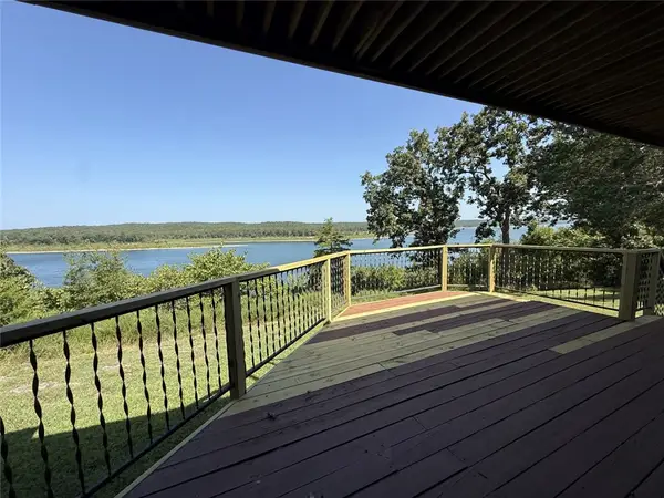 5123 Persimmon Point, Lead Hill, AR 72644