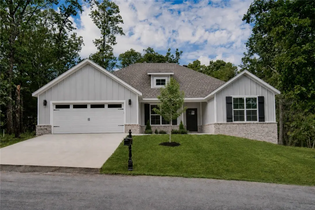 227 Stoneykirk Drive, Bella Vista, AR 72715 - #1