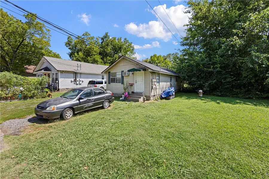 220 & 222 E J Street, Russellville, AR 72801 - #3