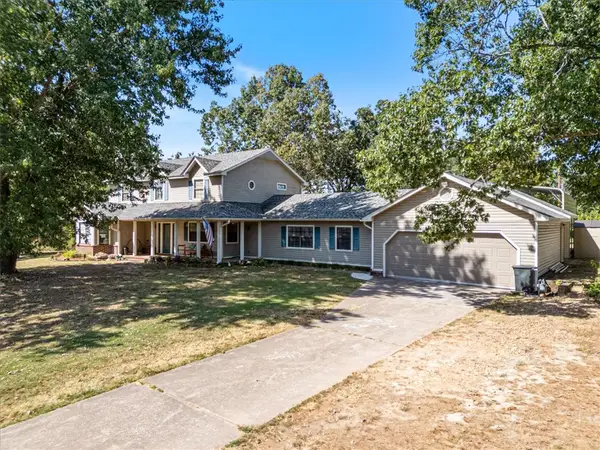 16843 Gum Springs Drive, Siloam Springs, AR 72761