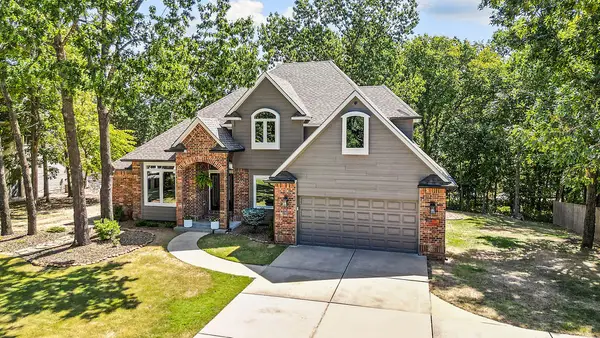 2302 NW Turner Drive, Bentonville, AR 72712