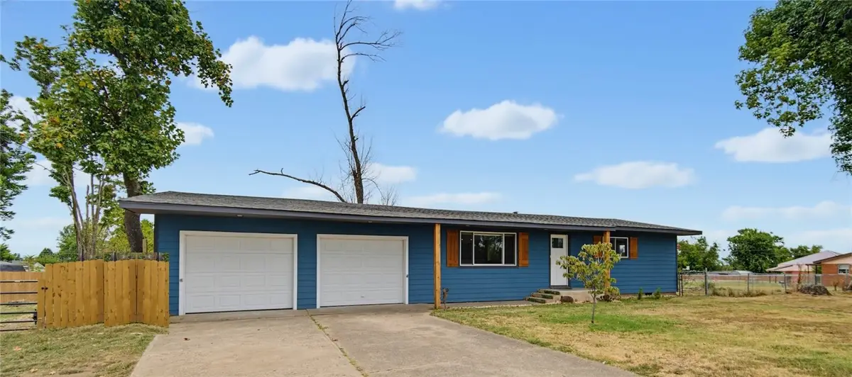 914 S Dixieland Road, Rogers, AR 72758 - #1