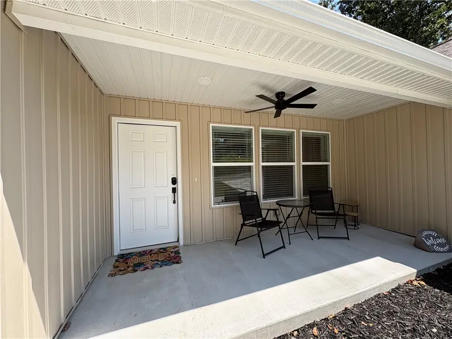 8 Ampthill Lane, Bella Vista, AR 72714 - #2