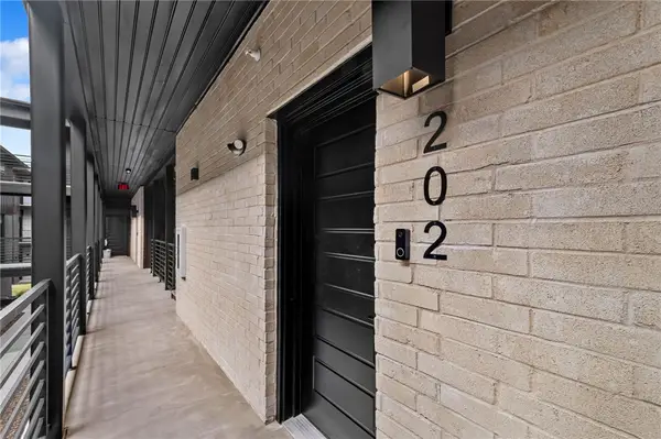 3319 SE Mp Parkway #202, Bentonville, AR 72712