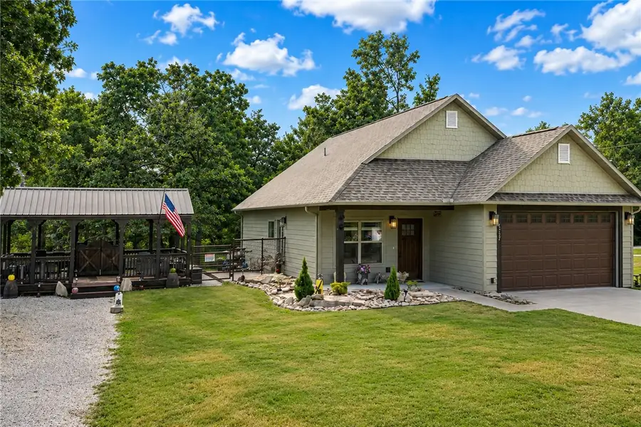 1727 Windsor Drive, Diamond City, AR 72644 - #2