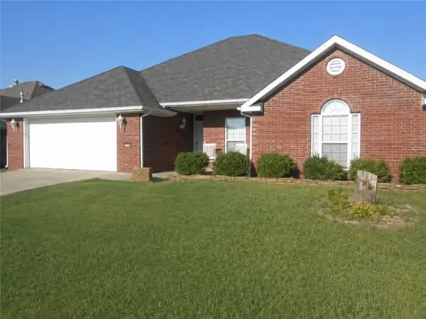 704 Picadilly Street, Bentonville, AR 72712