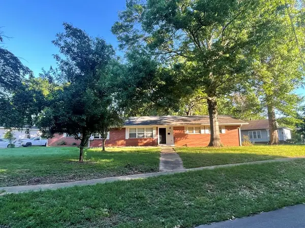 319 Hill Street, Clarksville, AR 72830