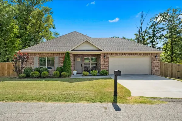 13 Eastleigh Circle, Bella Vista, AR 72714