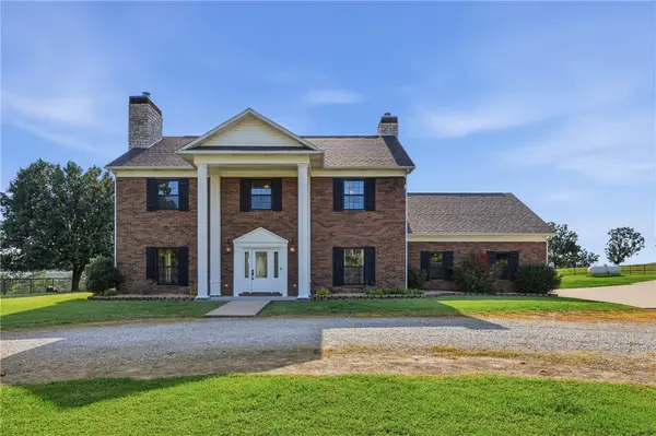 283 Cr 413 Road, Berryville, AR 72616