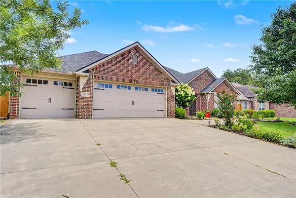 1110 Ellen Ray Lane, Centerton, AR 72719