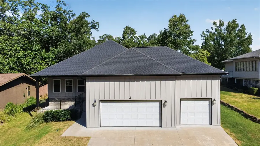 4 Clovelly Lane, Bella Vista, AR 72715 - #2