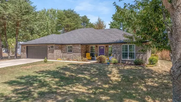 301 S Hembree Drive, Lincoln, AR 72744