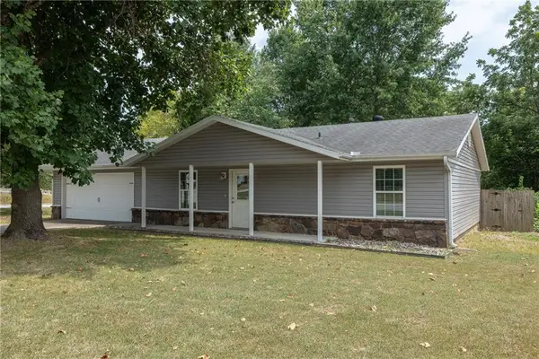 2705 Meadowlark Drive, Fayetteville, AR 72704