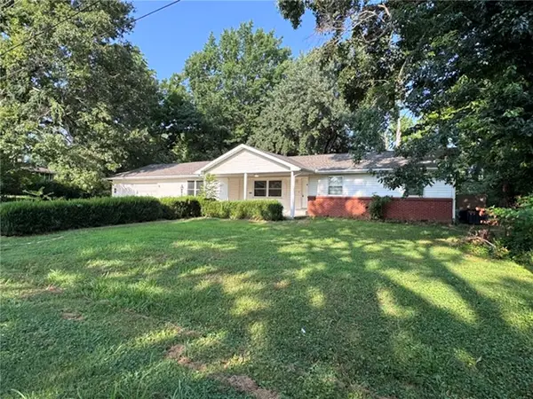 1024 Maple Street, Mountain Home, AR 72653
