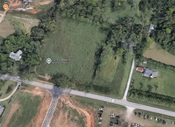 1018 S Main Street, Cave Springs, AR 72718