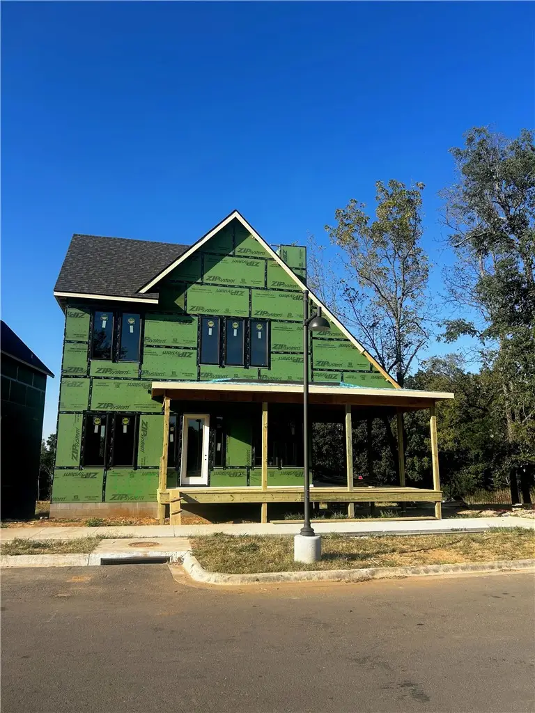 2310 W Markham, Fayetteville, AR 72701 - #1