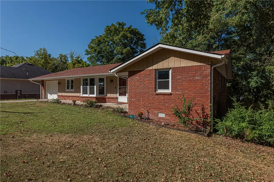 17 Marazion, Bella Vista, AR 72714 - #2