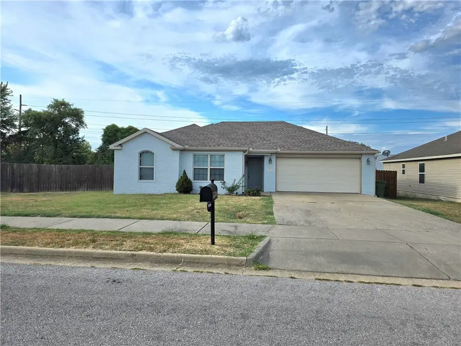 3007 W Sunset Drive, Rogers, AR 72756 - #2