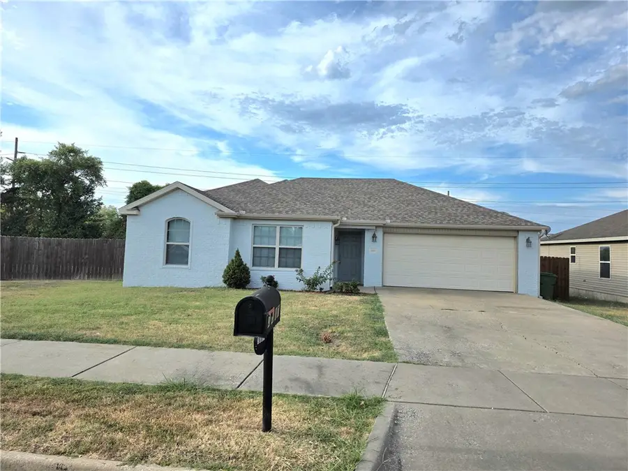 3007 W Sunset Drive, Rogers, AR 72756 - #3
