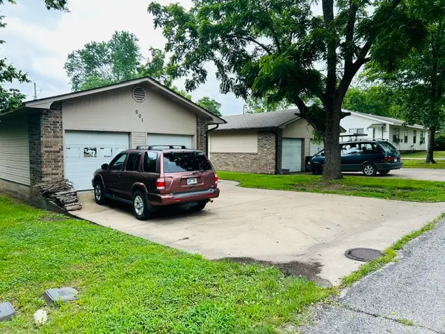 901 Jefferson Avenue #A,B,C,D, Berryville, AR 72616 - #1