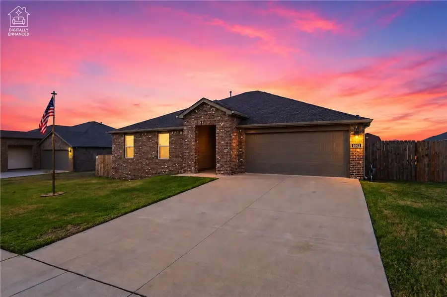 1002 Emerald Street, Prairie Grove, AR 72753 - #2